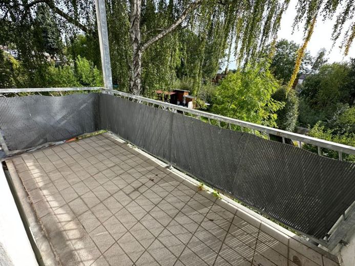 * frei ab 1.11.26 2. OG / Laminat / Balkon / Wanne u.v.m. – Foto 1