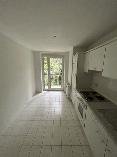 2-Zimmer mit Einbauküche, Balkon, Dusche und Laminat zum Toppreis! – PHOTO-2023-09-18-17-52-22_2