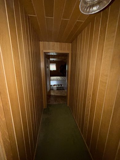 Ein- oder Zweifamilienhaus auf großzügigem Grundstück in zentraler Lage von Harsewinkel – DG Flur