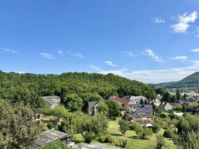 +ESDI+ Über den Dächern von Freital: Einfamilienhaus auf 556 m² Grundstück mit Raum für Wohnideen – फोटो 1
