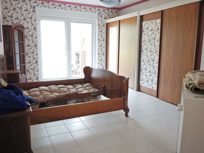 Vermietetes Einfamilienhaus als Kapitalanlage - 15859 Storkow (Mark) Ortsteil Karlslust Seenähe – Schlafzimmer EG