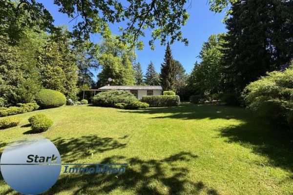 Stark!!! Gepflegtes Gartengrundstück mit kleinem Bungalow und Garage!