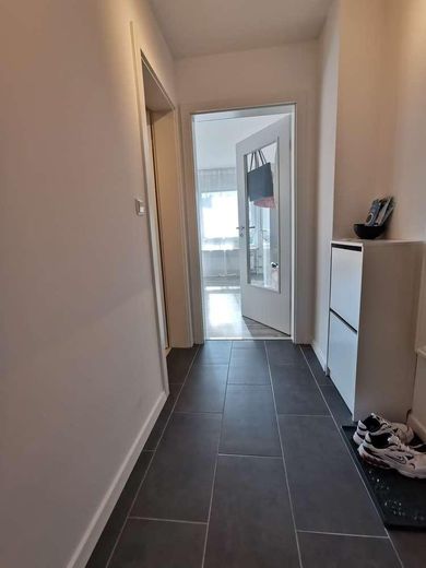 1 Zimmer Wohnung - Renoviert und liebevoll eingerichtet – Flur