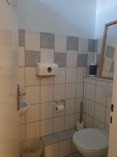 Gäste-WC 1. OG