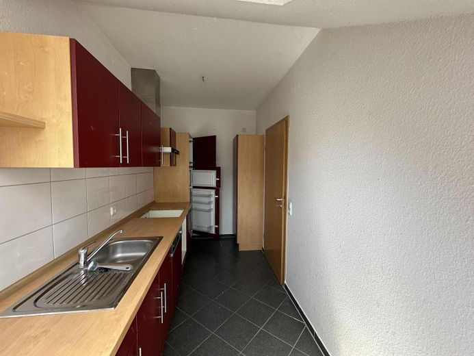 Kassel - Bad Wilhelmshöhe: Moderne 4 ZKB mit großer Terrasse – Küche