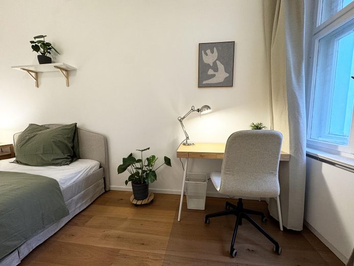 Tempelhof'ta eşyalı 1 odalı daire | Aralık 2026'dan itibaren | 6 ay – Arbeitsbereich