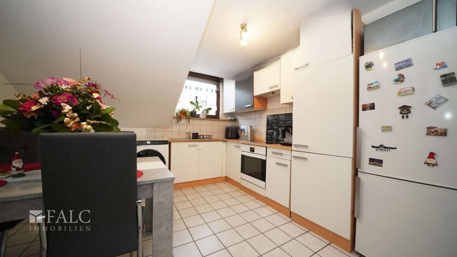 4 Zimmer zum Wohlfühlen! Mit Garage! - FALC Immobilien – Das Reich der Küchenfee