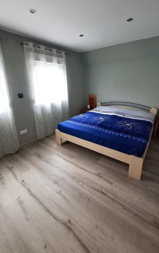 Provisionsfrei: 125 m² Wohnen + ca. 130 m² Gewerbe | Energieklasse A | 1.085 m² Grundstück – Schlafen 3, weitere Ansicht