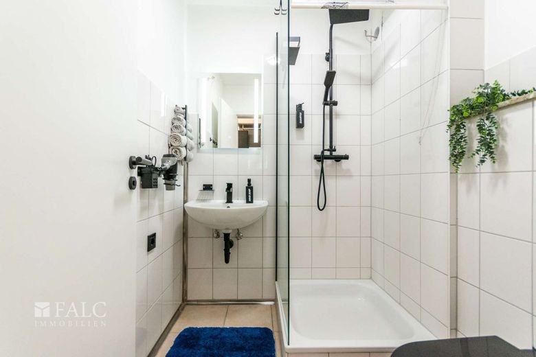 Business-Apartment mit Umsatzsteuerausweis / Kurzzeitvermietung – Badezimmer