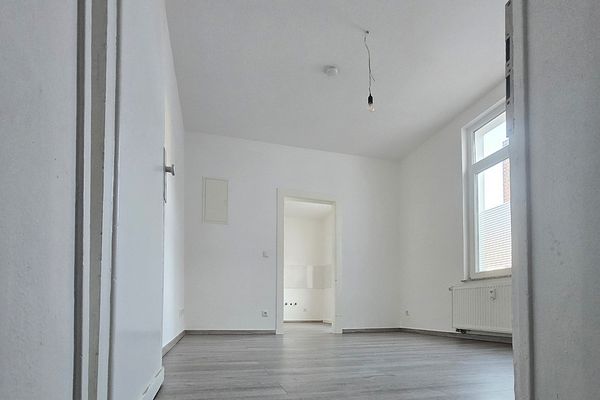 Ruhige helle 2-Zimmer-Wohnung im 1. Obergeschoss im Innenhof in Duisburg Alt-Homberg