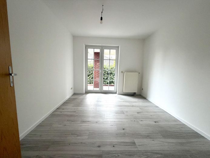225 qm Familienglück auf 2 Ebenen + Toller Garten, Sauna & Kamin – Kinderzimmer 1