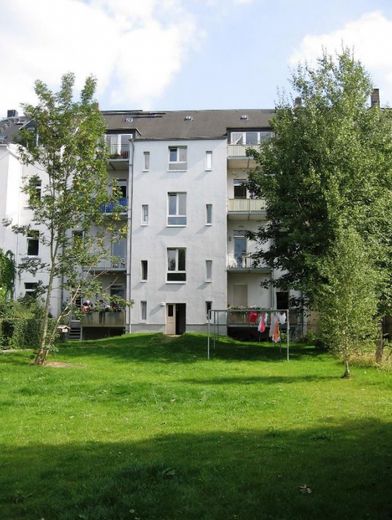 Condominio interamente locato con balconi e ampio giardino – Foto 3