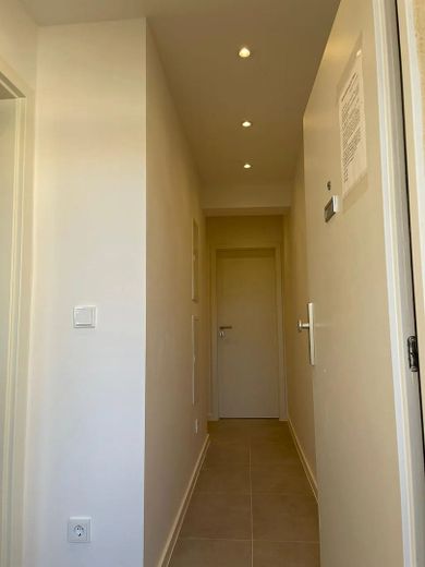 Schönes möbliertes Zimmer in gepflegter WG - München | Siegenburger Straße 109 – Flur