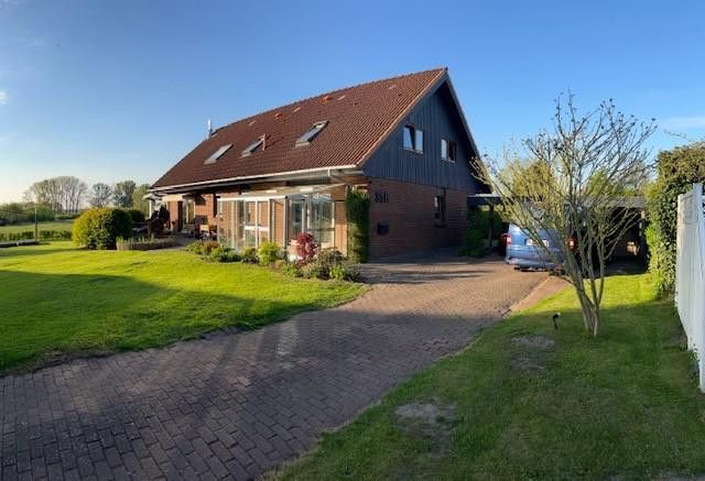 Hamburg'un kapılarında enerji verimli müstakil ev – Hausauffahrt