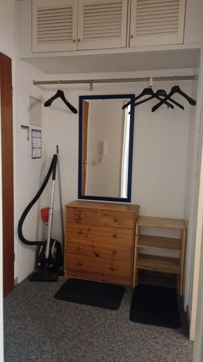 🌿 Bezugsfertig vollmöbliert – 1-Zimmer-Wohnung im vollsanierten A+-Haus mit Balkon! 🌳 – Flur