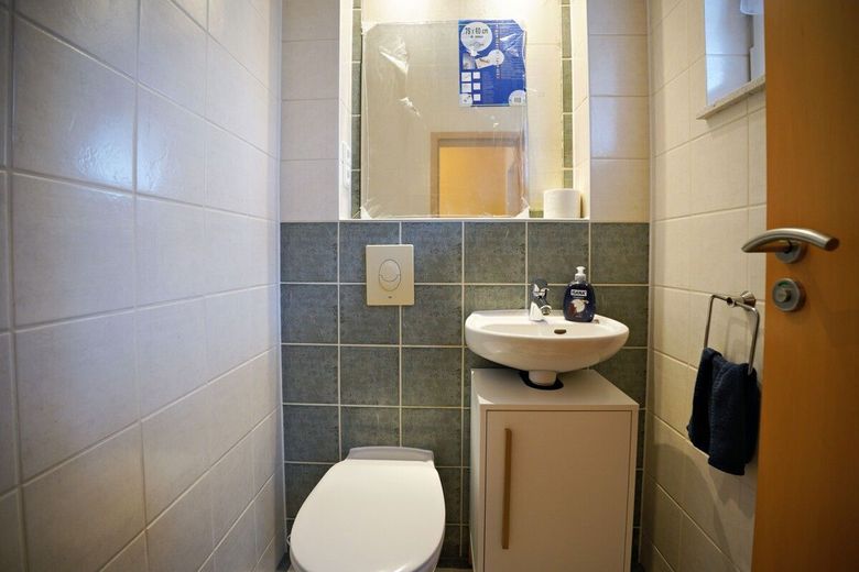 Sofort verfügbar: Gut geschnittenes Reihenmittelhaus in Langenhagen - Kaltenweide zu verkaufen! – Gäaste-WC
