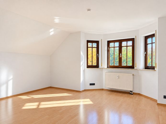 Wohnen auf zwei Ebenen – Maisonette mit hochwertiger Ausstattung und 3 Stellplätzen – Esszimmer