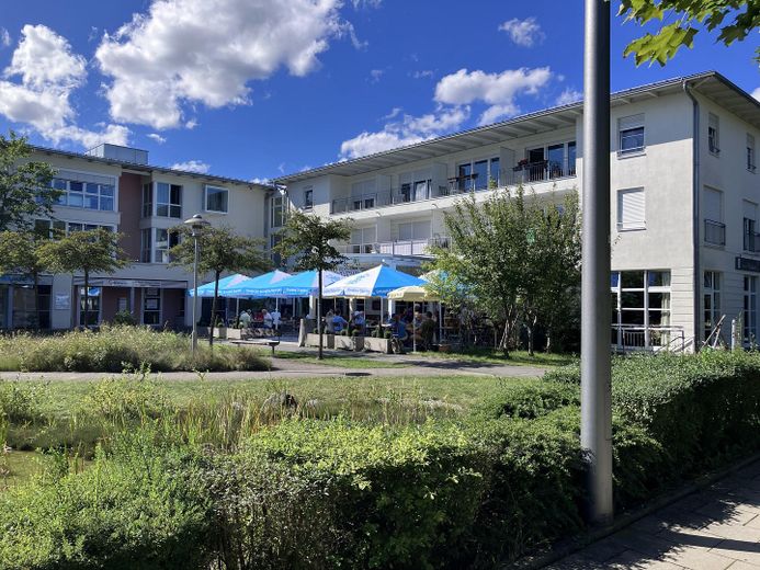 Restaurant, 50m entfernt