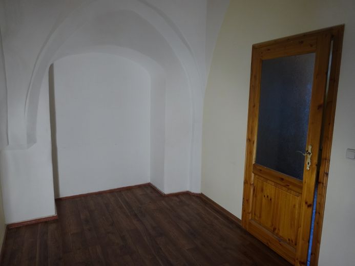 Blick zum Eßplatz in Küche