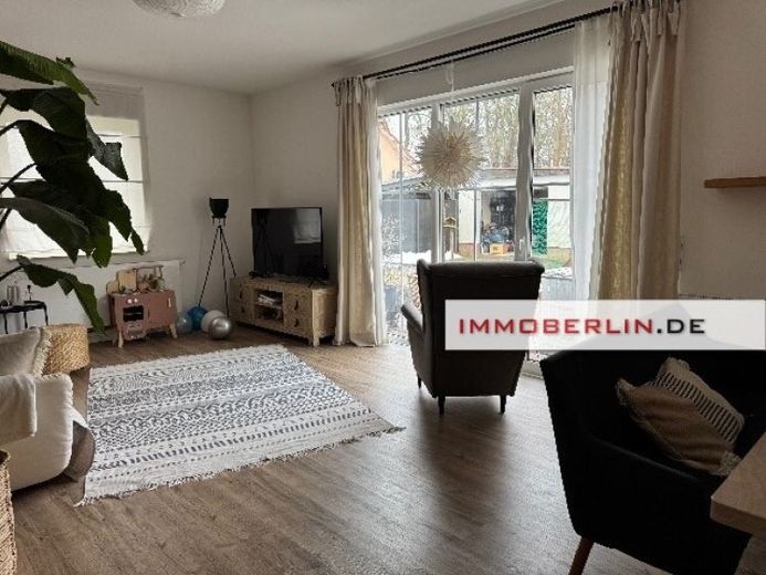 IMMOBERLIN.DE - Elegante casa con terraza orientada al sur y garaje en una ubicación armoniosa cerca del lago Ruppiner See – Foto 1