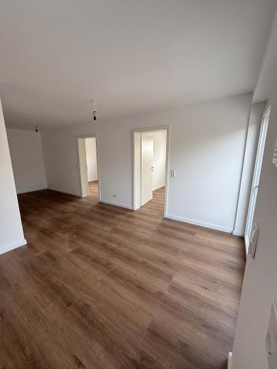 3,5 Zimmer Wohnung - Erstbezug nach energetischer Kernsanierung – Wohnzimmer & Esszimmer