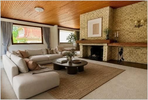 Architektoniczny klasyk z potencjałem w centralnej lokalizacji – Wohnzimmer virtuell möbliert