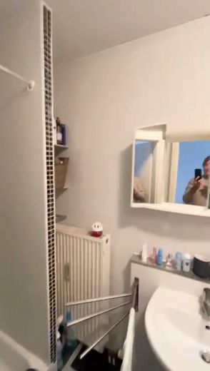 Licht 1-kamerappartement op een centrale locatie – ideaal voor alleenstaanden of studenten – Foto 3