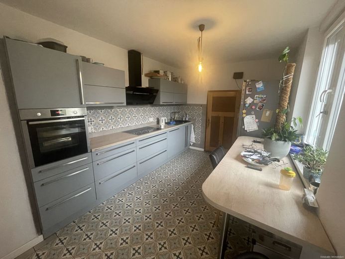 Modernisiertes Einfamilienhaus in idyllischer und ruhiger Lage von Dudweiler – Küche EG