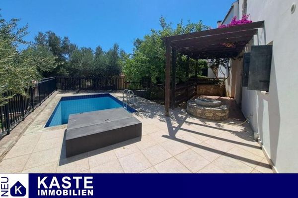Renoviertes Steinhaus mit Pool und Garten in Douliana, Kreta