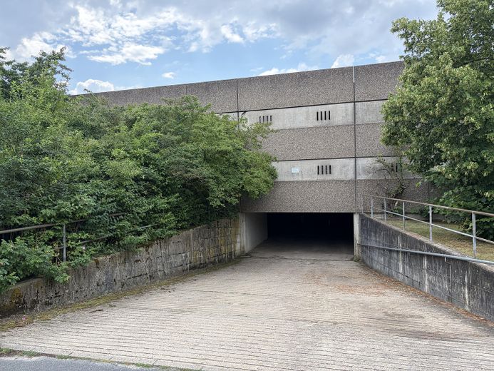 Garage fermant à clé à Lüneburg-Kaltenmoor disponible immédiatement – Außenansicht