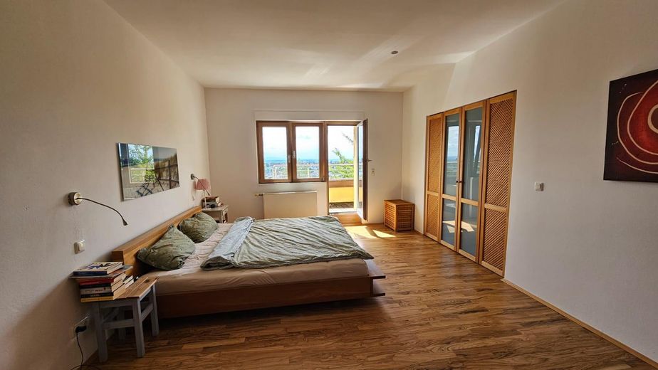 Elternschlafzimmer 1. OG
