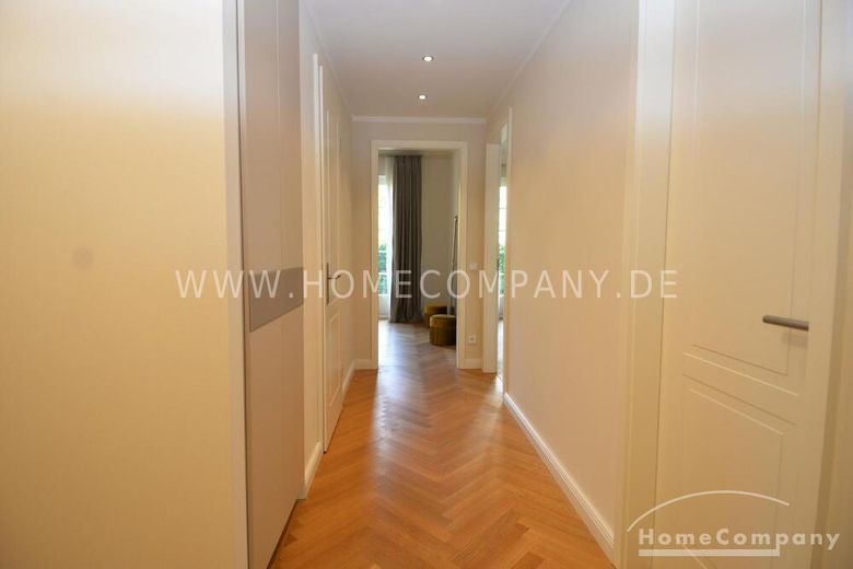 Prima occupazione - appartamento di lusso vicino a 
Ku´Damm con garage sotterraneo – 271ea20d21e6221ada33cc14f79460ab34321060.jpg