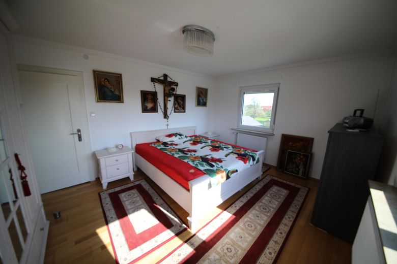 Schlafzimmer OG