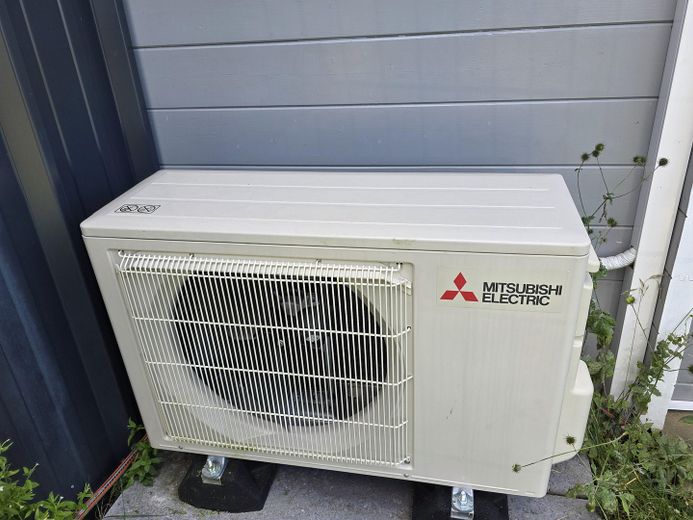 Wärmepumpe zum Kühlen u Heizen