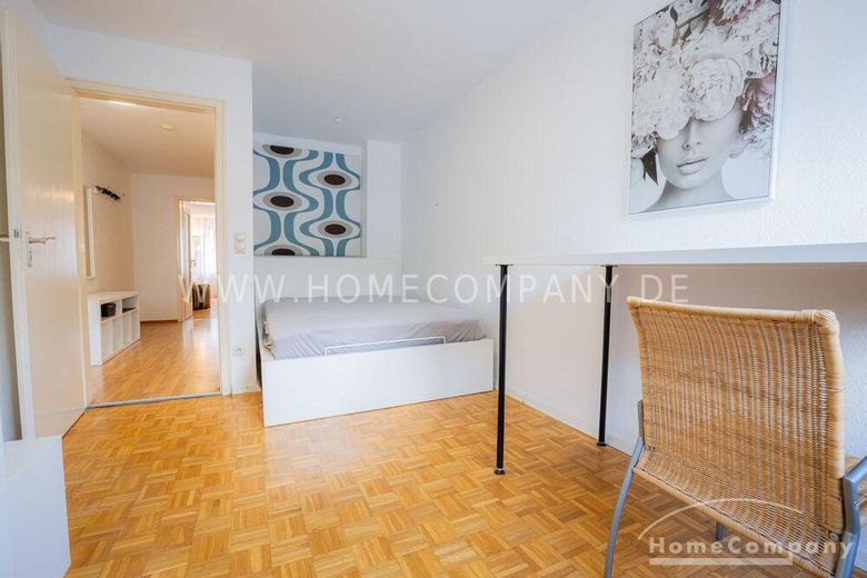 ***Attraktive, frisch renovierte und neu möblierte 2-Zimmer-Wohnung mit Balkon in München-Neuhausen – 22bcfd2354468a18b1845512eb737500c8c2e146.jpg