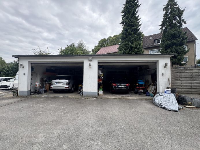 Doppelgarage
