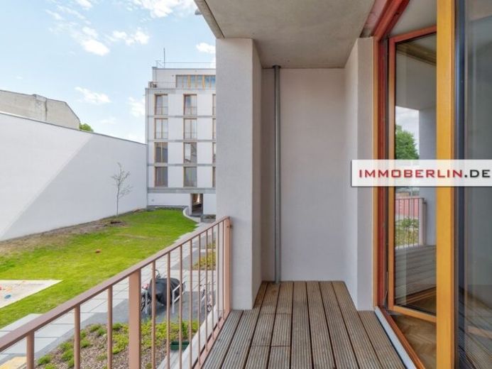 IMMOBERLIN.DE - Mükemmel konumda güneşli loggialı ve araç park yeri bulunan modern daire – Fotoğraf 1