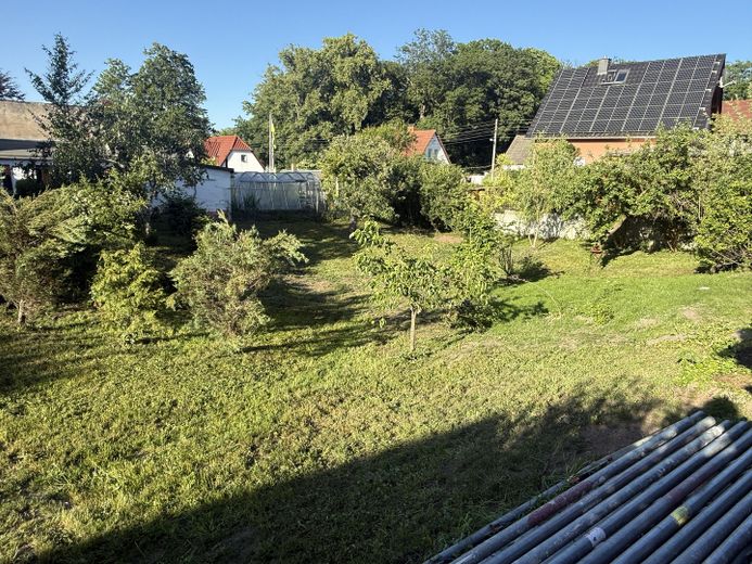 Wohnen wie im Eigenheim: 4,5-Raum-Maisonette im 2-FH, Garten, Erstbezug, Energiesparhaus – Garten