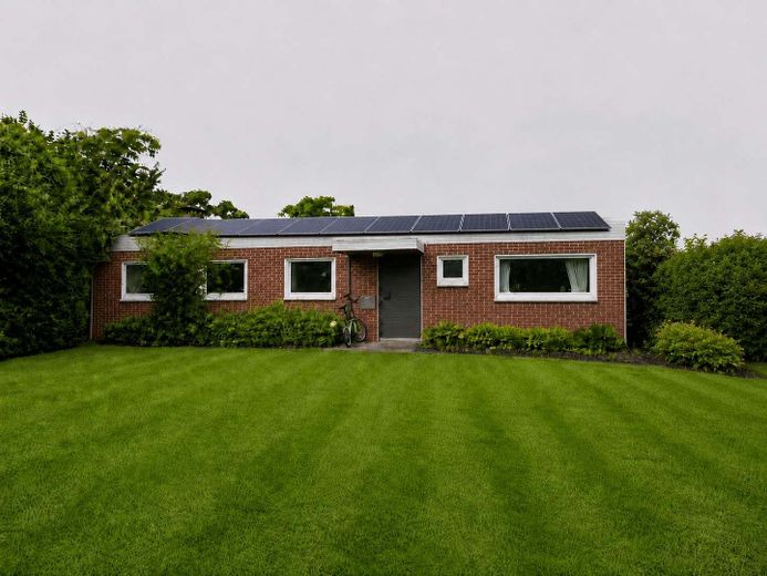 Bungalow mit großem Grundstück und viel Potenzial in außergewöhnlich ruhiger Lage – mögliche Umgestaltung
