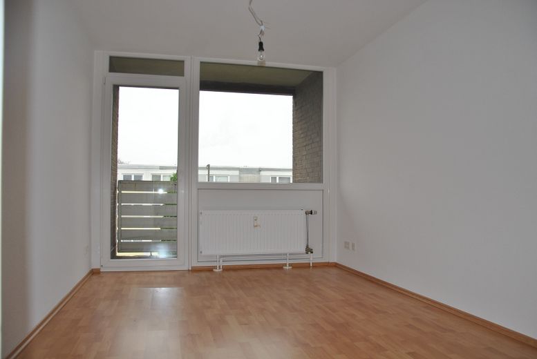 2. Kinder- oder Arbeitszimmer 