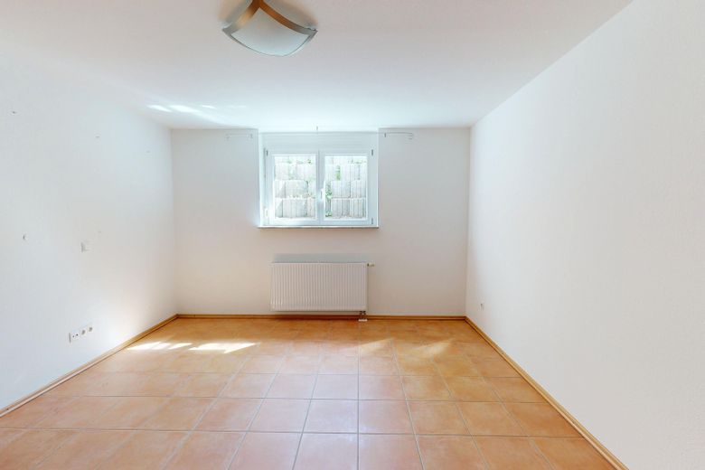 Hobbyraum/Büro im Keller