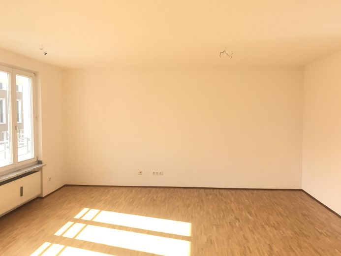 Zonnig 2-kamerappartement - wonen aan het Bavariapark – Wohnzimmer 