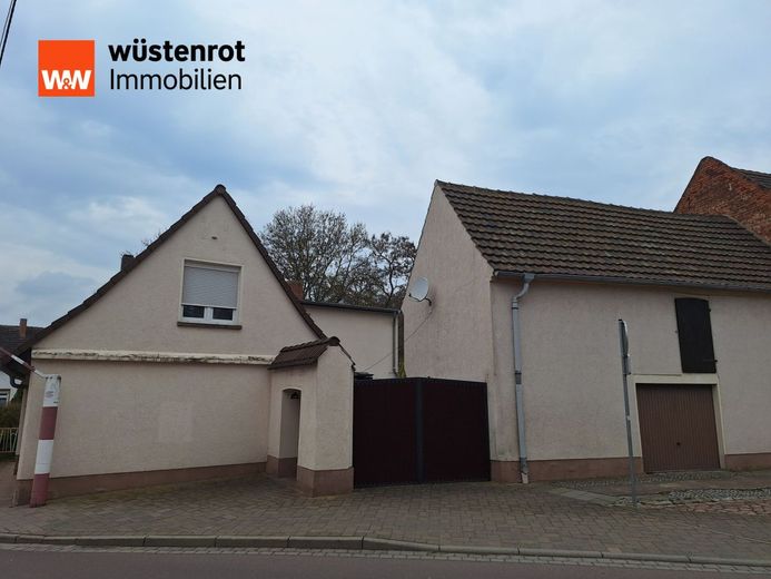 Wohnen mit Perspektive in Wulfen - Einfamilienhaus mit Garten, Garage und Raum für Ihre Ideen – Hausansicht, Straßenansicht