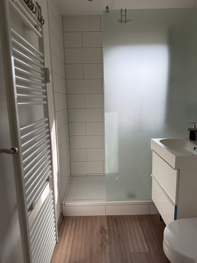 -RESERVIERT- Zentral gelegene 3-Zimmer-Wohnung mit Balkon in Brühl – Badezimmer