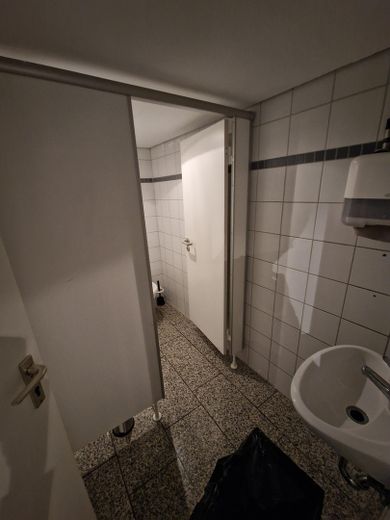 Büro / Lager am Walter-Gropius-Platz im Hohbuch – Foto 10
