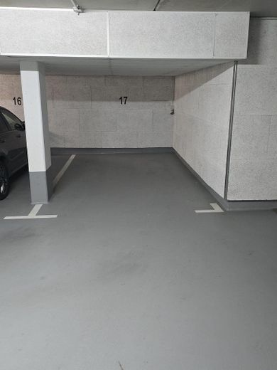 Tiefgaragenplatz