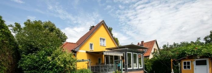 Ihr neues Zuhause – Einfamilienhaus mit ca. 114 m² Wohnfläche, Wintergarten, Pool & Sauna