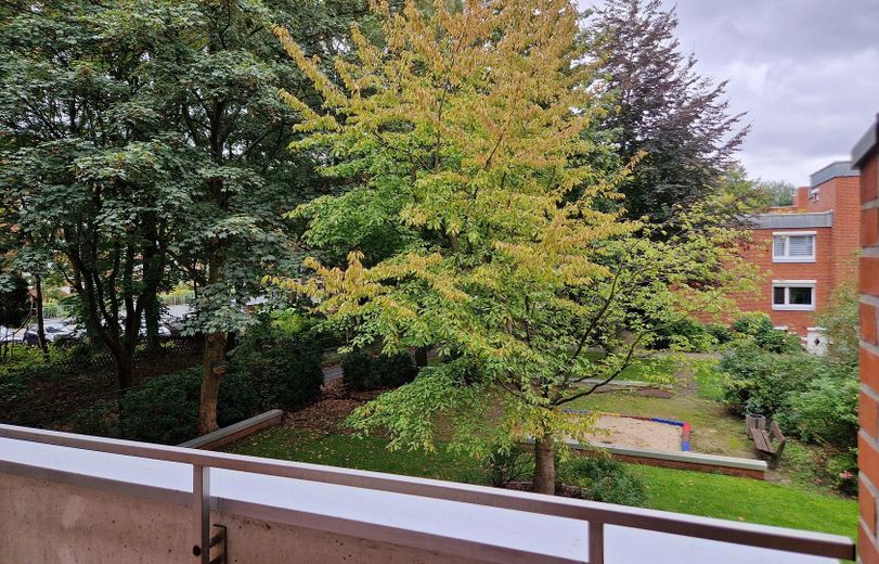 Provisionsfrei & bezugsfrei: 1,5-Zimmer-Wohnung mit Balkon – Ausblick Balkon