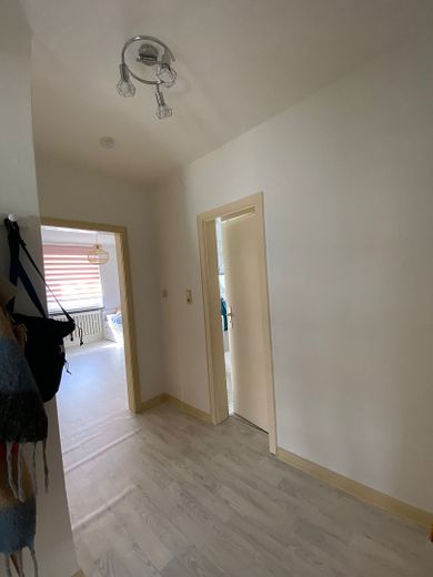 Schöne, geräumige 49 m² Wohnung in Wolfsburg mit EBK – Foto 4