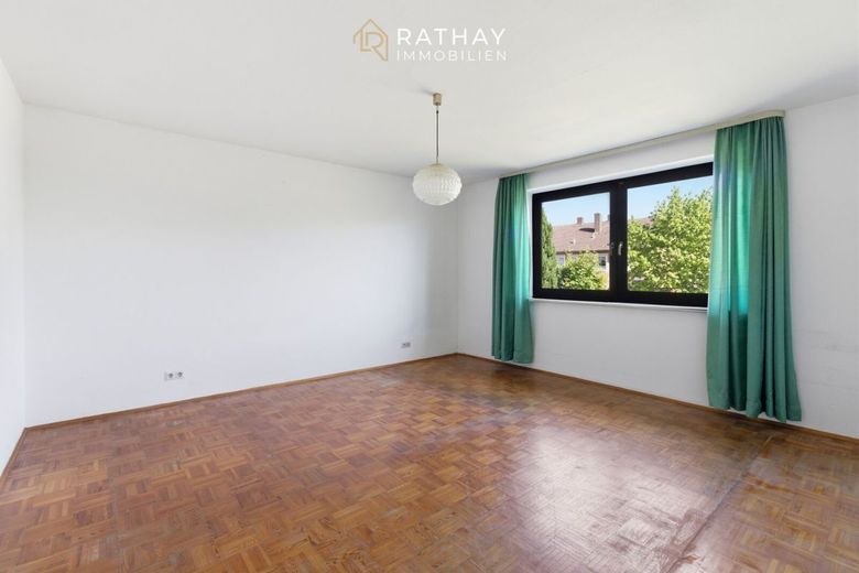 Charmanter Bungalow auf tollem Grundstück in Langquaid - viel Potenzial für Ihre Wohnideen – Schlafzimmer Kind 1